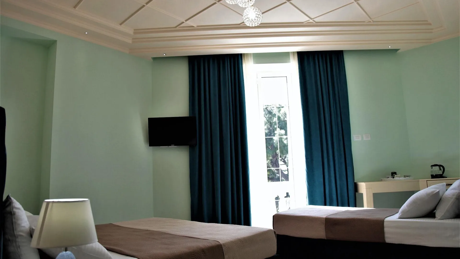 Hotel Veliera Durres
