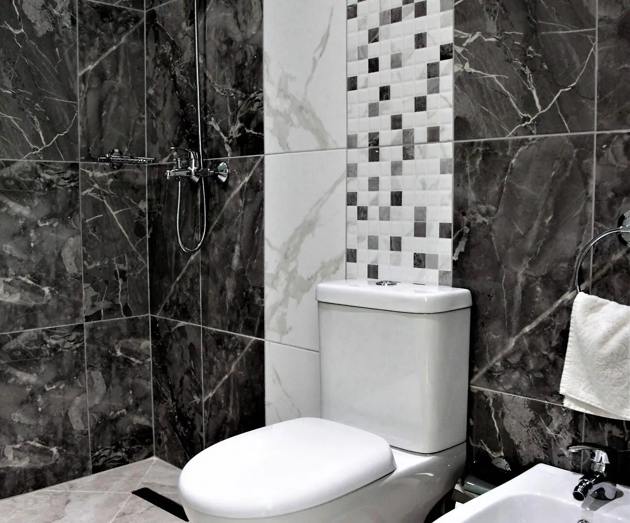 Hotel Veliera Durres