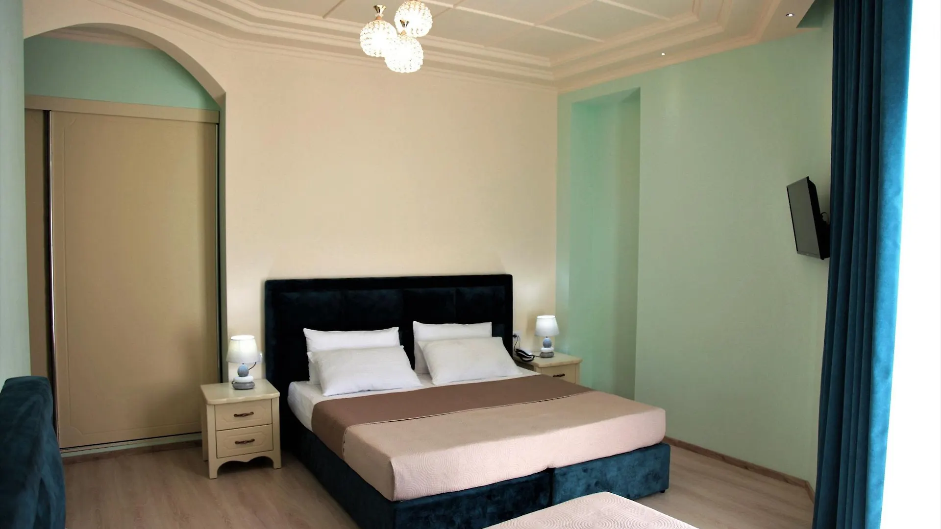 Hotel Veliera Durres